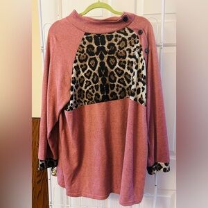 Women’s size 3xl Southern Stitch long sleeve shirt. Excellent condition.